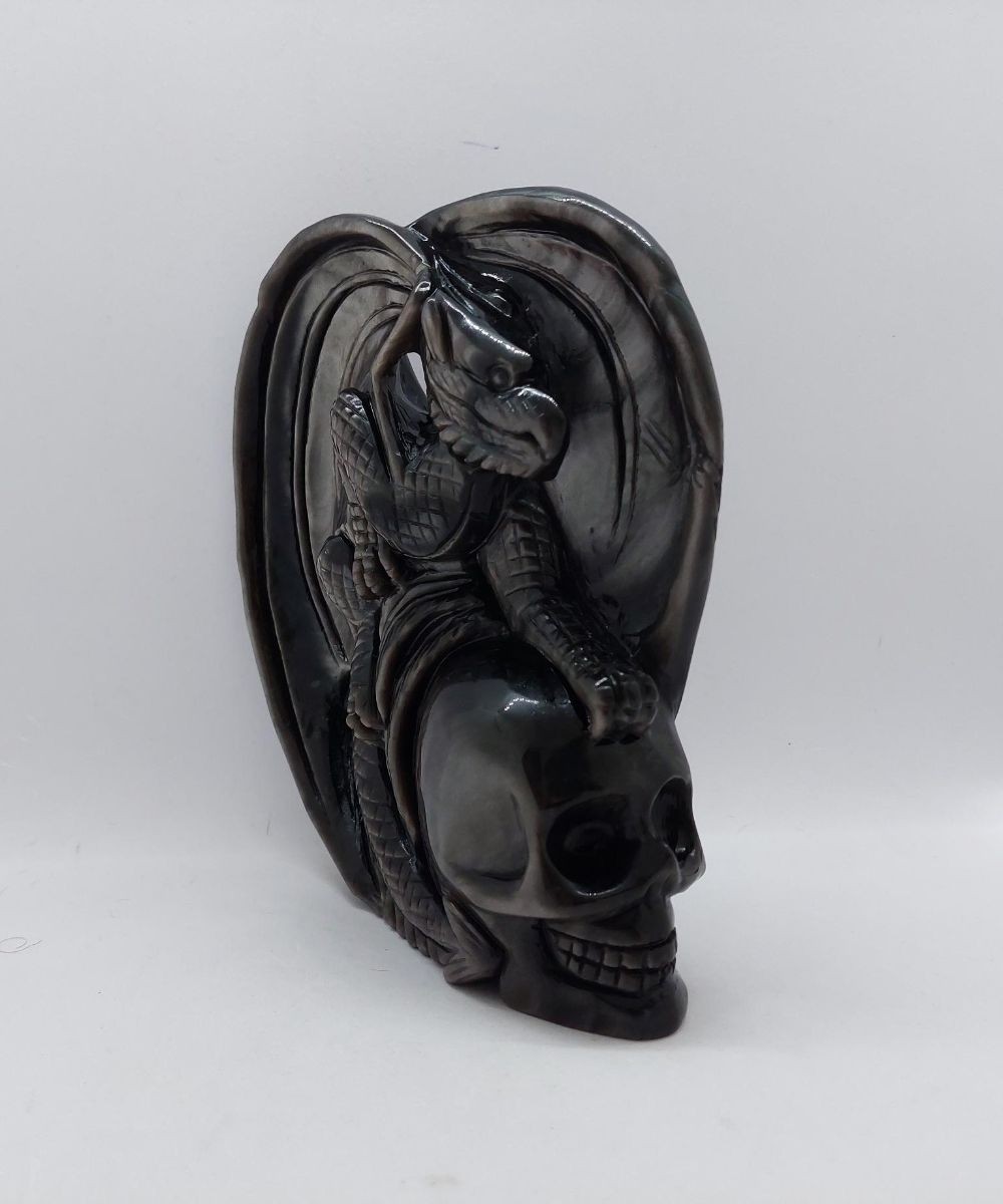 Dragon on skull zilver obsidiaan